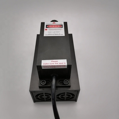 Laser DPSS à l'état solide avec poids de 1,8 kg et hauteur de faisceau de 85 mm Laser jaune de 100 mW