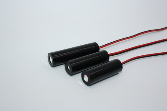Laser d'indication médicale DPSS à 561 nm Max 1,5 mrad Divergence du faisceau pour les sciences de la vie